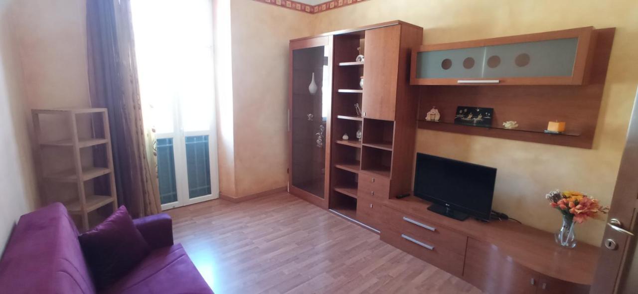 I Girasoli Apartment Чивитавекия Екстериор снимка