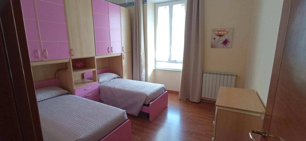 I Girasoli Apartment Чивитавекия Екстериор снимка