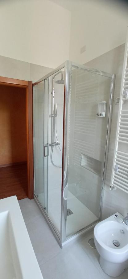 I Girasoli Apartment Чивитавекия Екстериор снимка